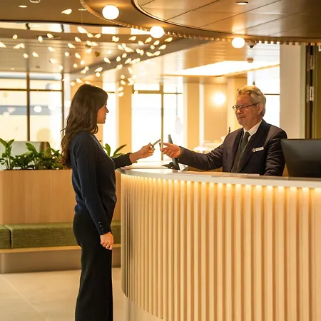 Le Square Hotel 3*