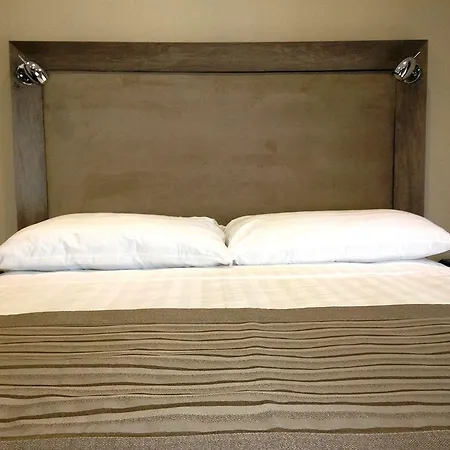 Le Square Hotel 3*