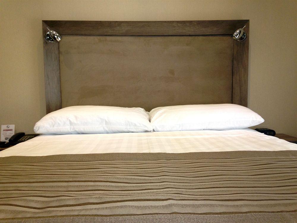 Le Square Hotel 3*